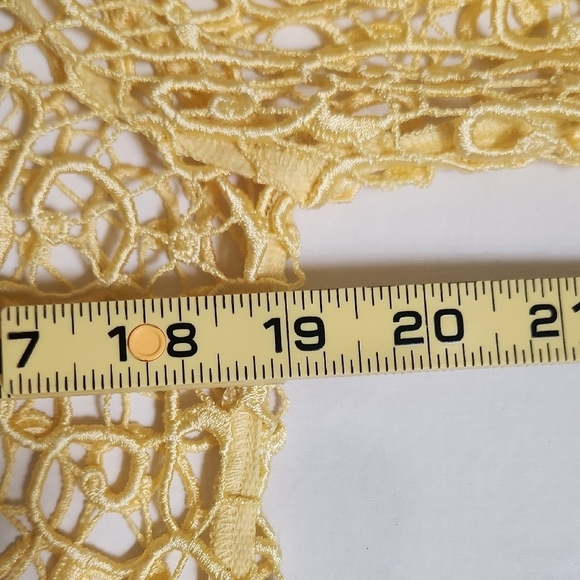 Yellow Swirl Crochet Lagenlook Cottage Long Sleeve Top - Picture 9 of 11